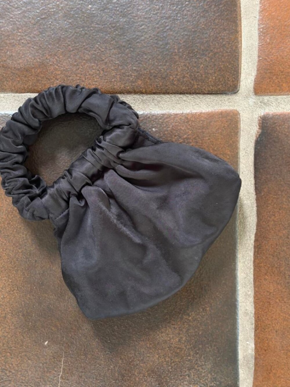 Black Ruched Mini Handbag - Picture 2 of 3